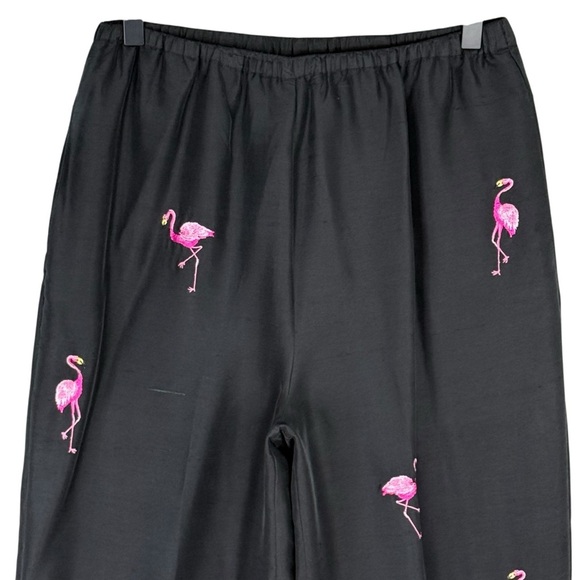 Quacker Factory Capris Womens Small Black High Rise Pull On Pants Silk Flamingos - Picture 2 of 9